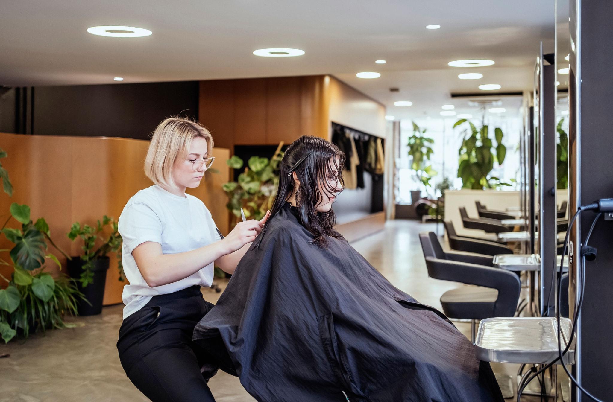 Premium Haircut & Styling